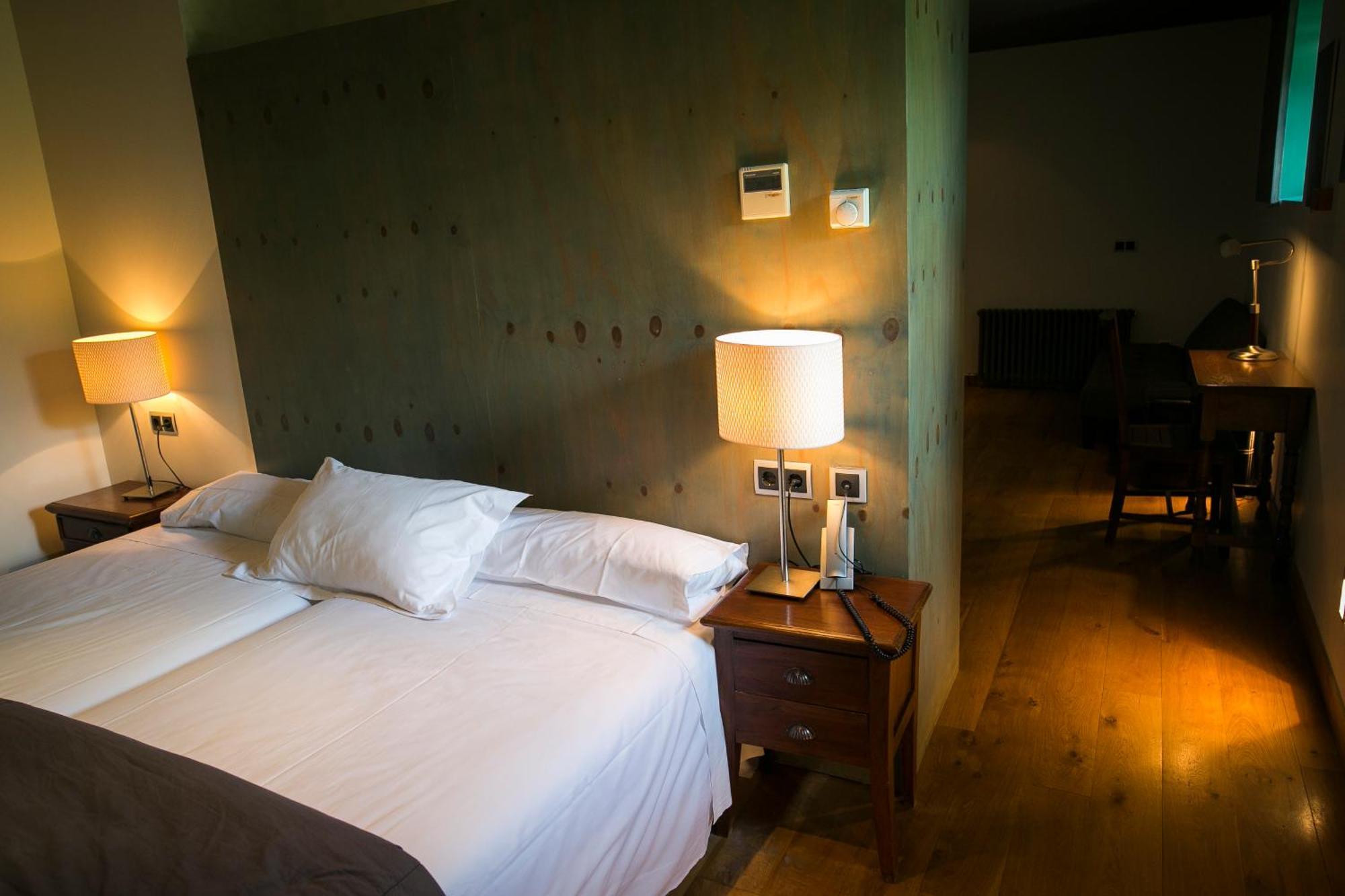 Hotel Boutique El Convento De Mave Санта-Мария-де-Маве Экстерьер фото